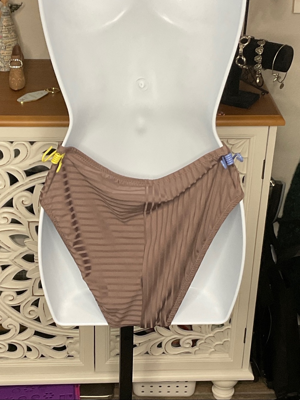 417 - Sanctuary NWT Ribbed High-Leg Bikini Bottom in Brown, Size Medium and Larg - Picture 3 of 6